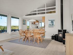 Holiday Home Naema - 400m from the sea by Interhome