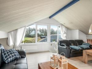 Holiday Home Caya - 750m from the sea by Interhome