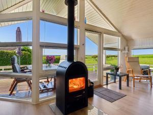 Holiday Home Gunwald - 230m from the sea by Interhome