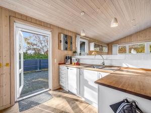 Holiday Home Efka - 600m to the fjord by Interhome