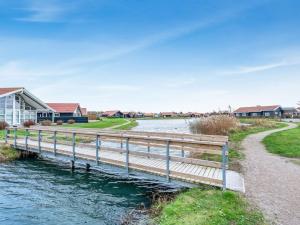 Holiday Home Dyke - 1-5km from the sea by Interhome