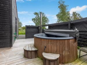 Holiday Home Dyke - 1-5km from the sea by Interhome