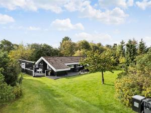 Holiday Home Gonda - 2km from the sea by Interhome