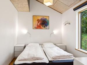 Holiday Home Alfhild - 30m from the sea by Interhome