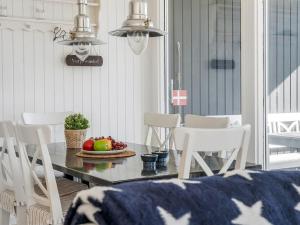 Holiday Home Jaike - from the sea by Interhome