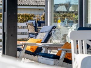 Holiday Home Jaike - from the sea by Interhome