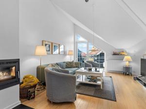 Apartment Casjen - 250m from the sea by Interhome