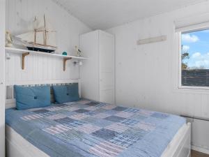 Holiday Home Jaike - from the sea by Interhome