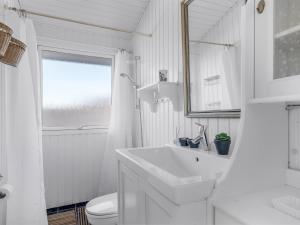 Holiday Home Jaike - from the sea by Interhome