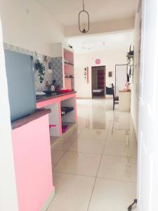 DREAMY cosy 2bhk, just 6 mins to Whitetown & Beach RUBY