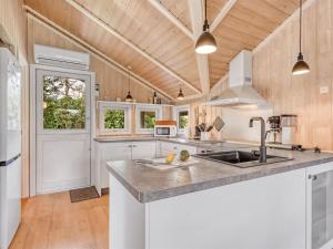 Holiday Home Emili - 300m from the sea by Interhome
