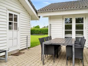 Holiday Home Andon - 320m from the sea by Interhome