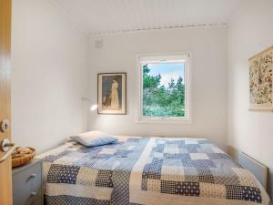 Holiday Home Cate - 900m from the sea by Interhome