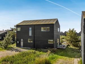 Holiday Home Hunding - 2-5km from the sea by Interhome