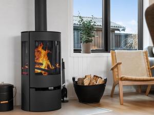 Holiday Home Hellena - 600m from the sea by Interhome