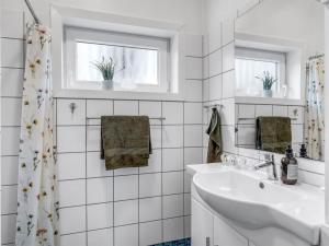 Holiday Home Rikkart - from the sea by Interhome