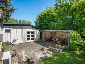 Holiday Home Landolf - 800m from the sea by Interhome