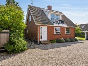 Holiday Home Deljan - 200m from the sea by Interhome - 3hvězdičkové hotely ve městě Bagenkop