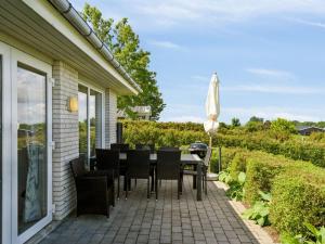 Holiday Home Matthias - 300m from the sea by Interhome