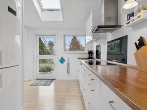 Holiday Home Rik - 2km from the sea by Interhome