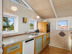 Holiday Home Engelbertine - 30m from the sea by Interhome