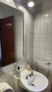 Departamento General Alvear 221 esq E Olmos Centro