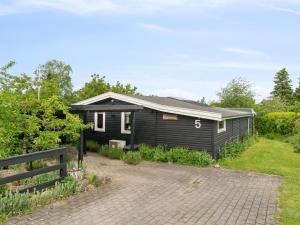 Holiday Home Holmfridur - 2km from the sea by Interhome