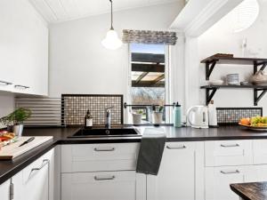 Holiday Home Holmfridur - 2km from the sea by Interhome