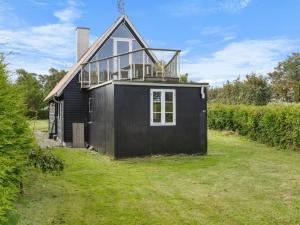 Holiday Home Næwe - 100m from the sea by Interhome