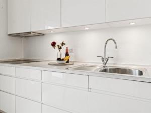 Apartment Thorvor - 70m from the sea by Interhome