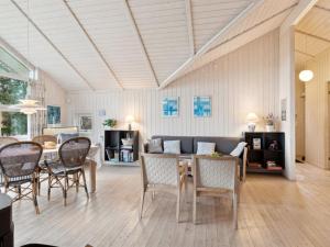 Holiday Home Hjalmine - 225m from the sea by Interhome