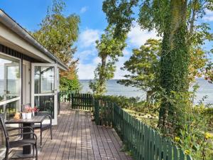 Holiday Home Harthwik - 10m from the sea by Interhome