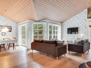 Holiday Home Eikka - 1km from the sea by Interhome