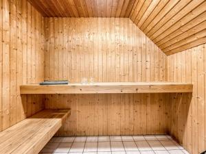 Holiday Home Aagot - 1-7km from the sea by Interhome