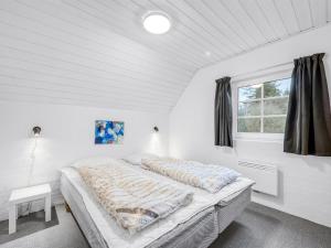 Holiday Home Aagot - 1-7km from the sea by Interhome