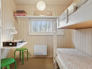 Holiday Home Eick - 800m from the sea by Interhome