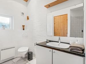 Holiday Home Takenya - 350m to the inlet by Interhome