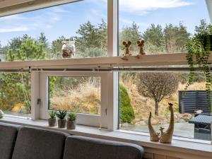 Holiday Home Annemone - 900m from the sea by Interhome