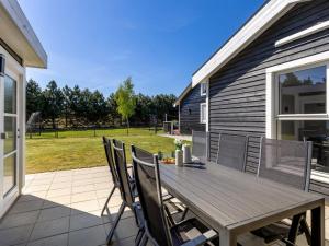 Holiday Home Amdi - 1-3km from the sea by Interhome