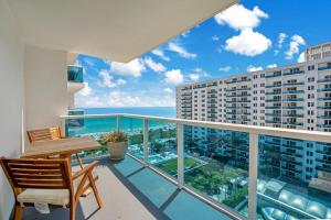 Stunning Oceanfront 1BR in the 1 Hotel