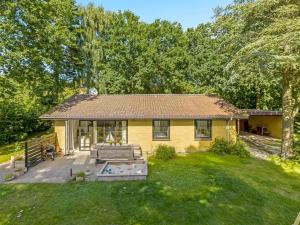 Holiday Home Matild - 250m from the sea by Interhome