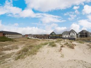 Apartment Mijat - 50m from the sea by Interhome