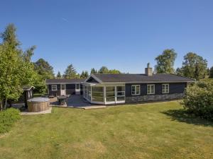 Holiday Home Tayana - 500m from the sea by Interhome