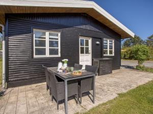 Holiday Home Tayana - 500m from the sea by Interhome