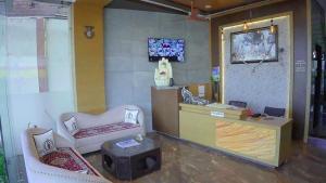 Hotel Maa Sharda Palace