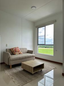 Apartamento con vista al valle cerca al CC llanogrande y el aeropuerto