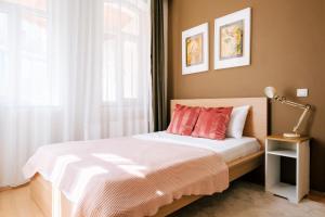 Upscale Apartments w Balcony - Near Istiklal