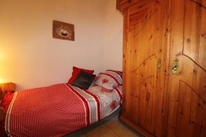 Haus Nockalm ski to door budget friendly apartment