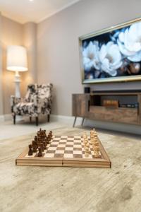 Ty Haul, meaning Sun House, open plan luxury, for work or play