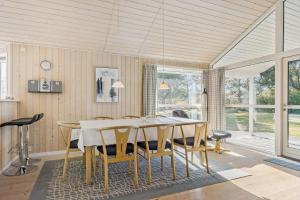 40870-Ulfborg-Helmklit-224